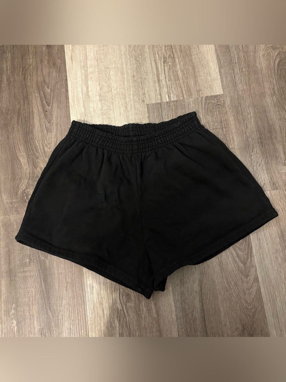 Garage sweatshorts